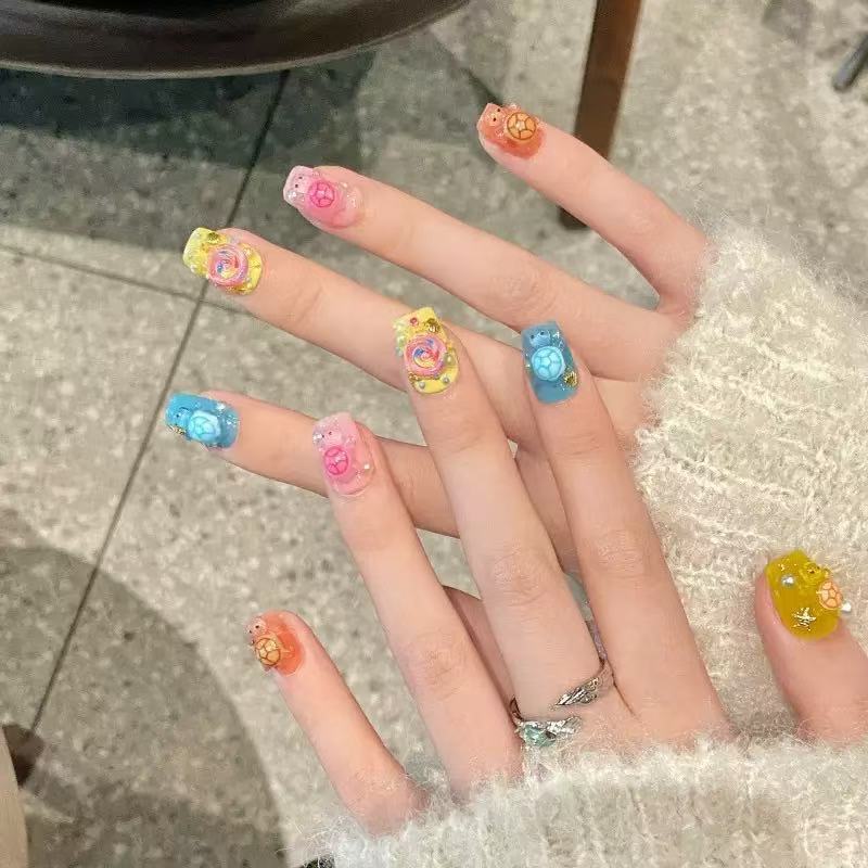 100個のミニカラフルタートルレジンチャーム、フラットバック - Jewelry Making Resin のレビューと価格